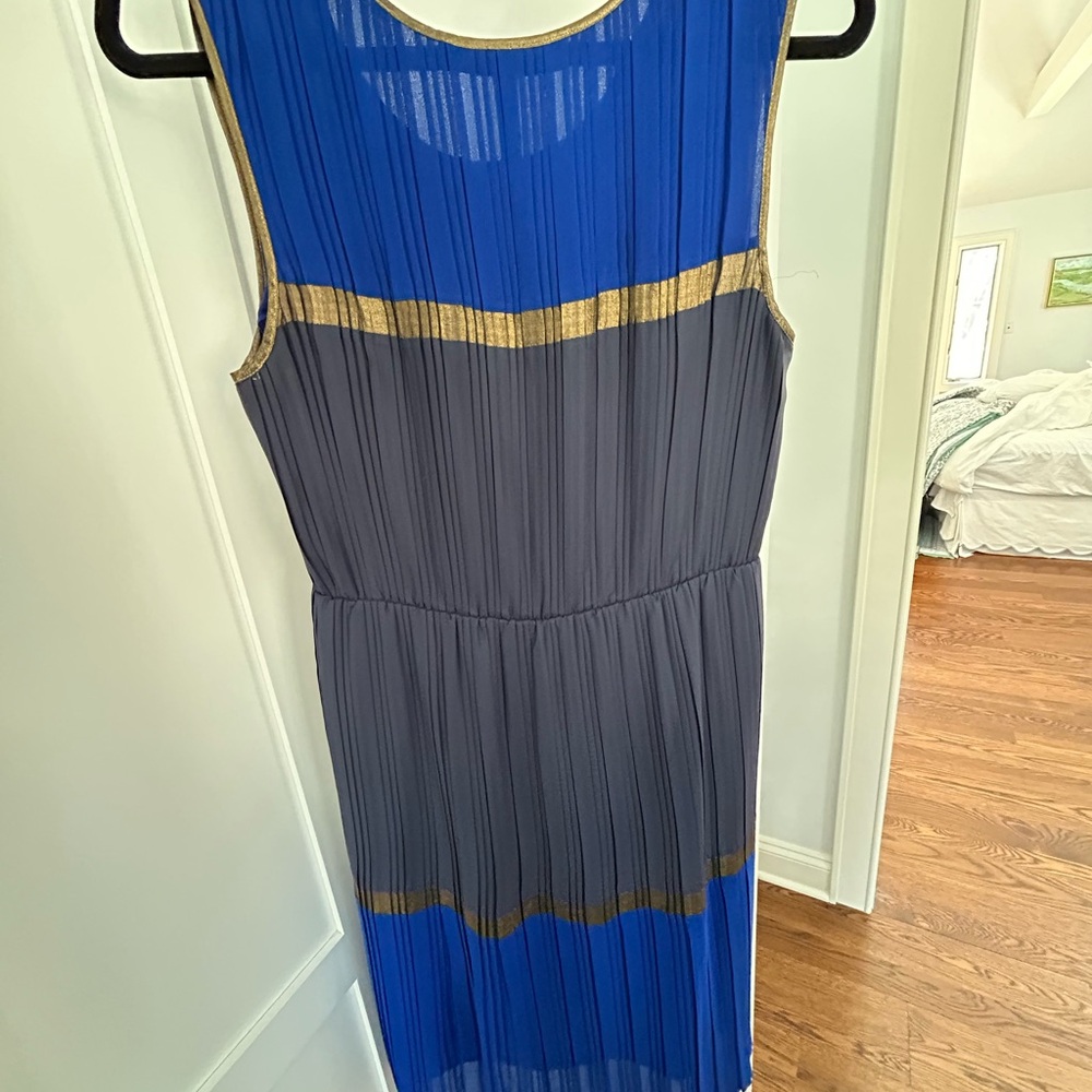 BCBGMaxAzria Blue and Gray Pleated Sheath Midi Dress for Night Out
